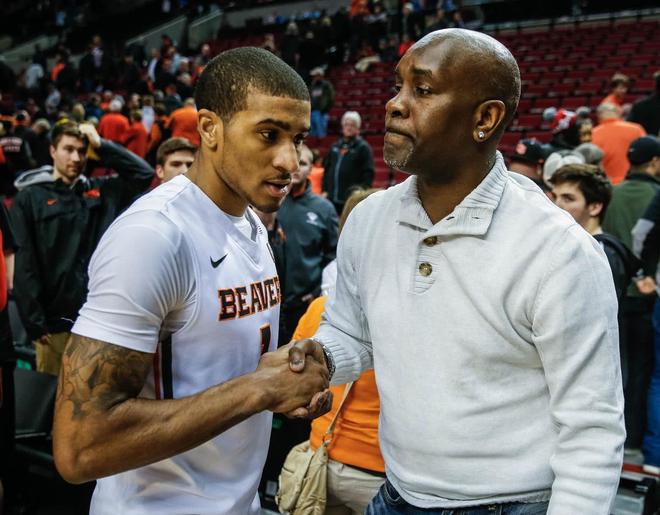 球场上九十 球场上九十