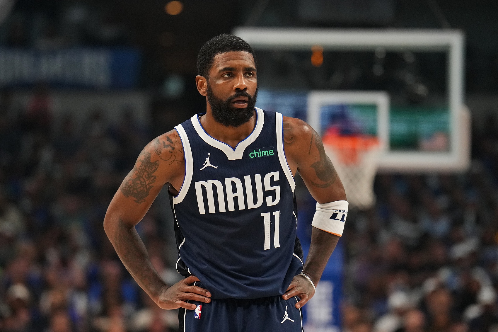 比先后遭遇 比先后遭遇