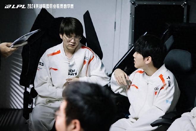 他也逐渐成